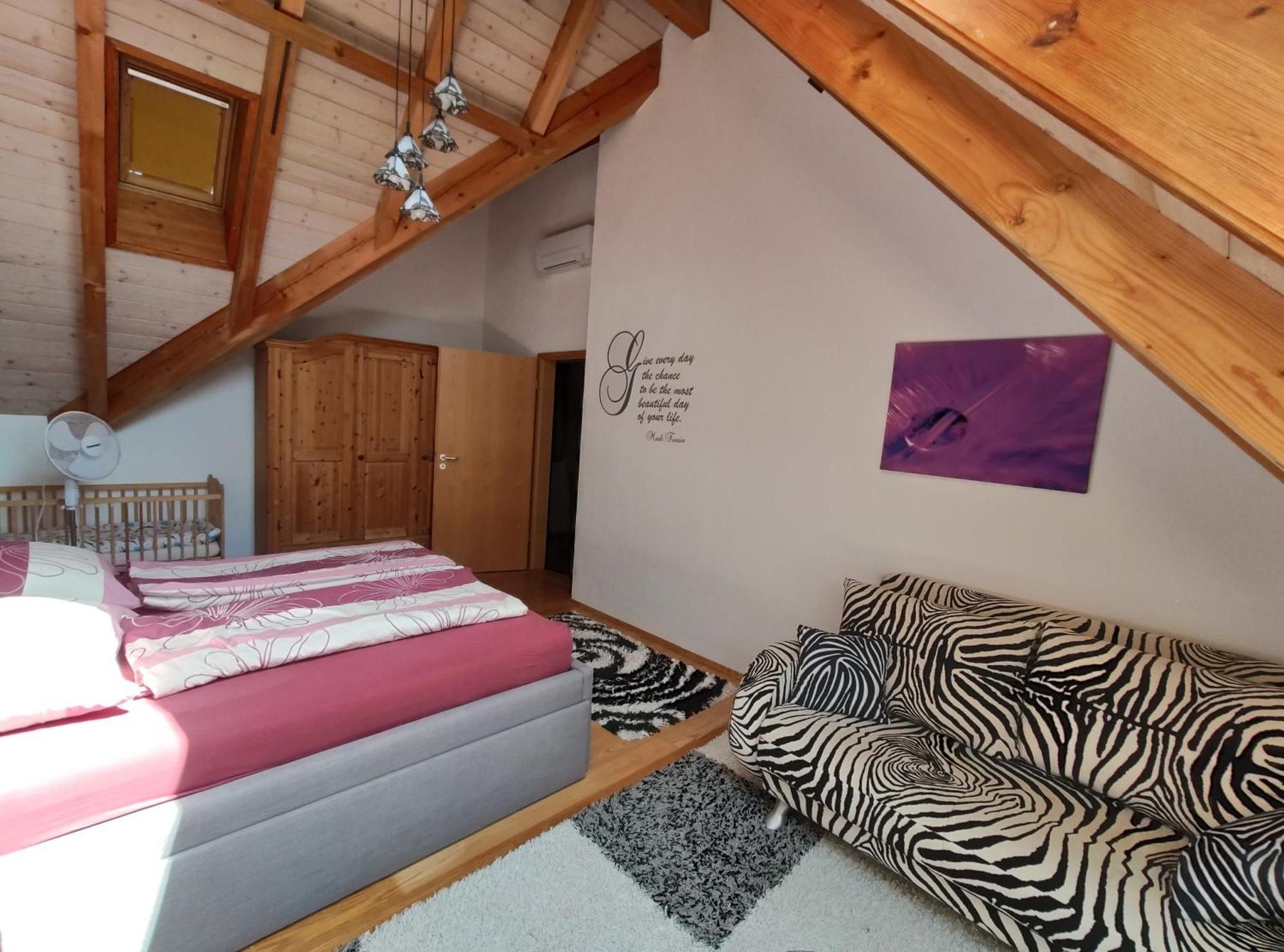 Ferienhaus Feder Lichtenau  エクステリア 写真